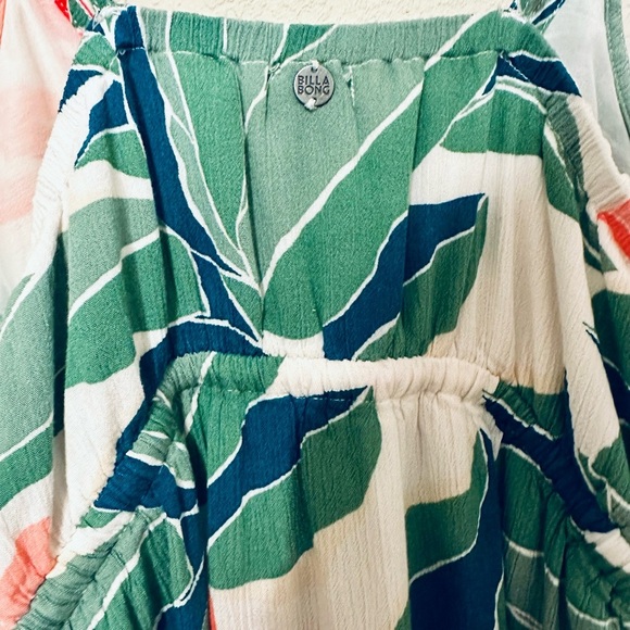 Billabong Floral Dress with Green and Pink Accents size Medium - Picture 5 of 6